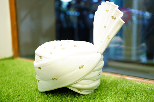 Royal White Sherwani Turban with Golden Detailing
