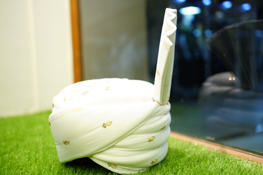 Royal White Sherwani Turban with Golden Detailing